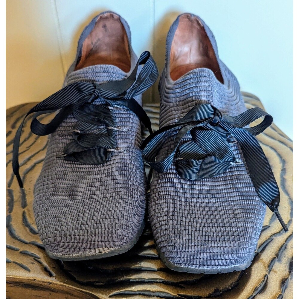 L'Amour Des Pieds Taimah Gray Ribbed Knit Sneaker Black Ribbon Laces Women's 7